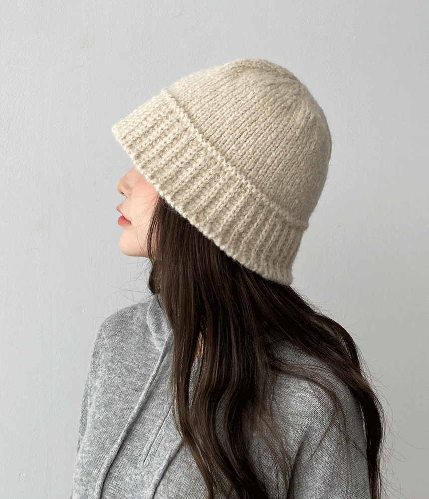 알파카 니트 숏 벙거지 버킷햇 여성 겨울 챙이 짧은 플로피햇 모자 - 모자상점